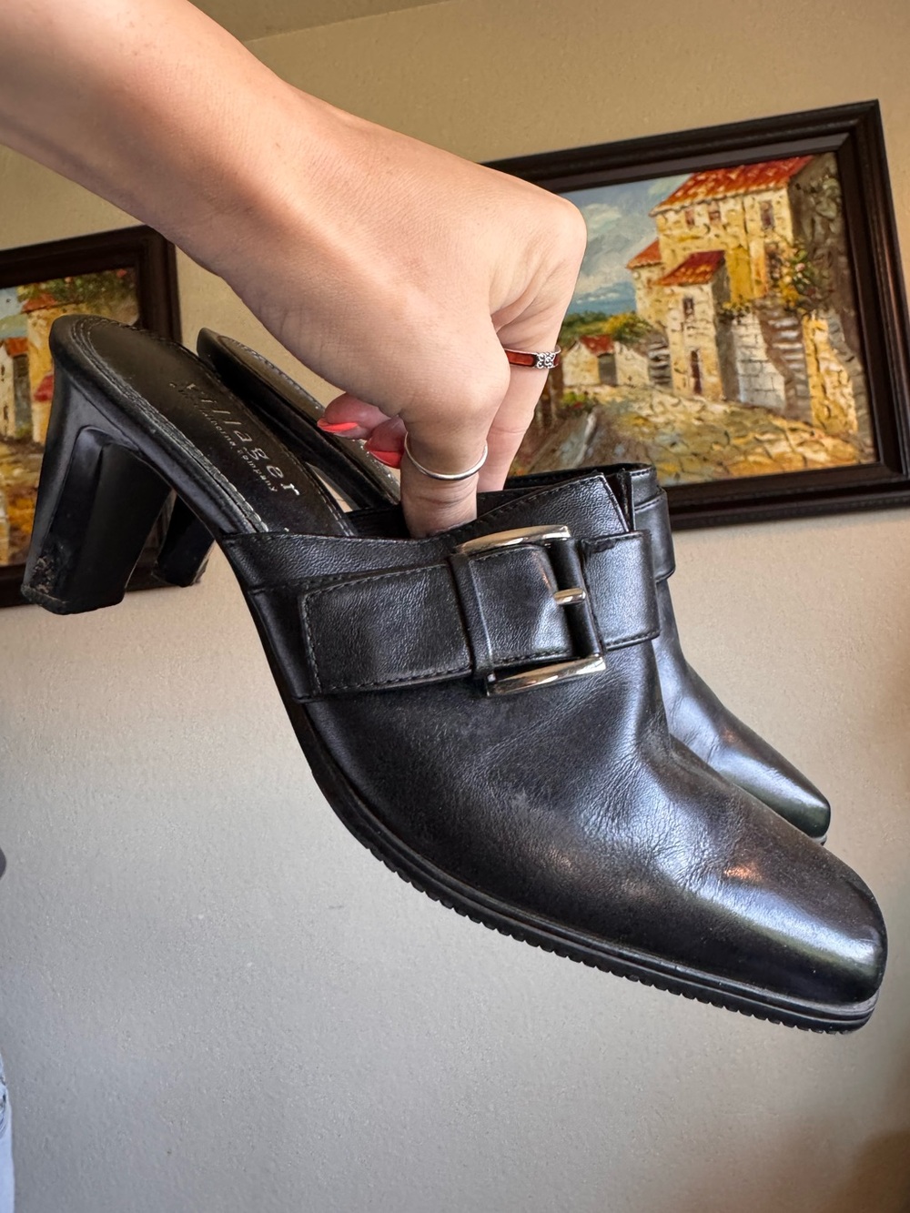 Vintage Black Leather Y2K Kitten Heels Villager 6